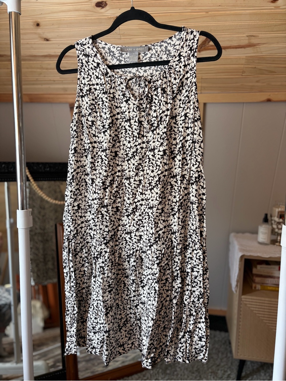 Lark + Grey Black & White Floral Front Tie Detail Casual Midi Dress Size Large